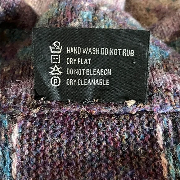 Bill Baber Wool Cardigan Hand Made in Scotland Purple Teal - Picture 9 of 10